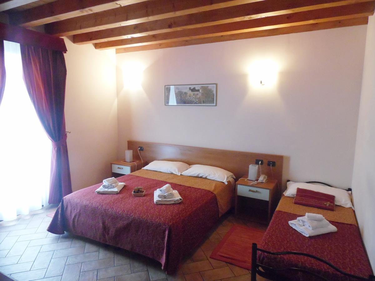 Agli Ulivi 3* Valeggio sul Mincio